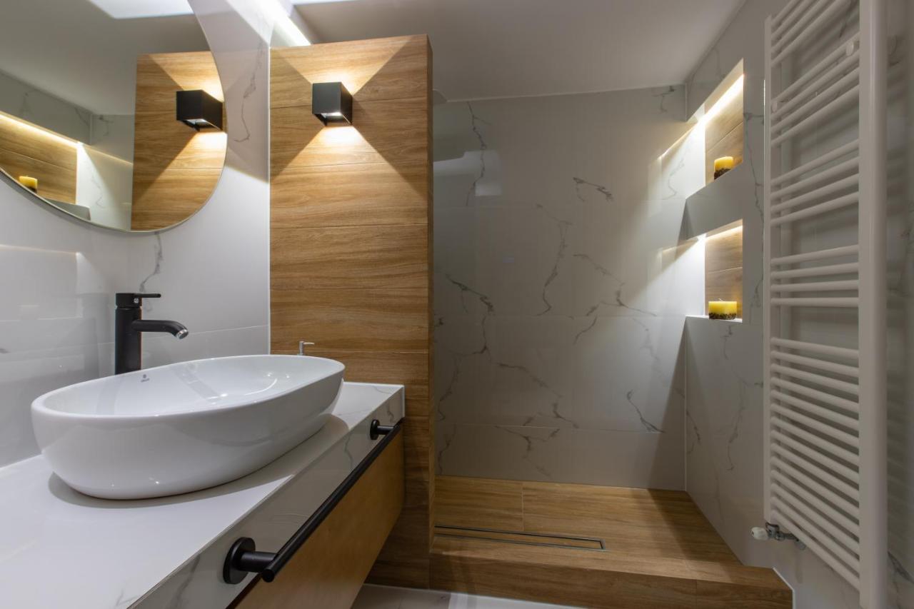 Volos Center Luxury Home Exterior photo