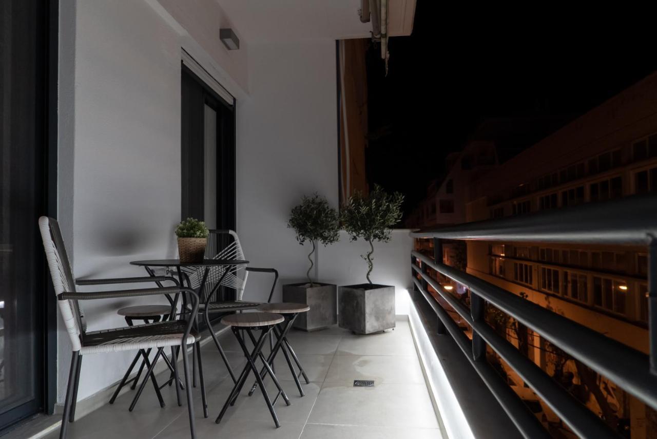 Volos Center Luxury Home Exterior photo
